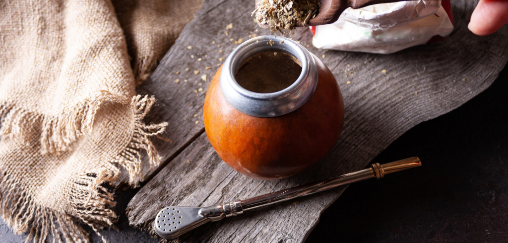 Calebasse et bombilla yerba mate